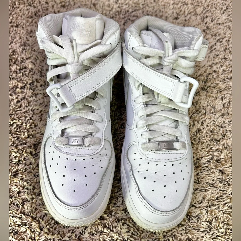 Nike Air Force 1 Mid Triple White Youth Size 7Y/8.5W‎ AF1 High Top